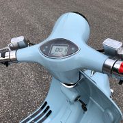 Scooter-bleu-2