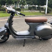 Scooter-gris-3