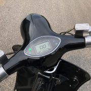 Scooter-noir-3